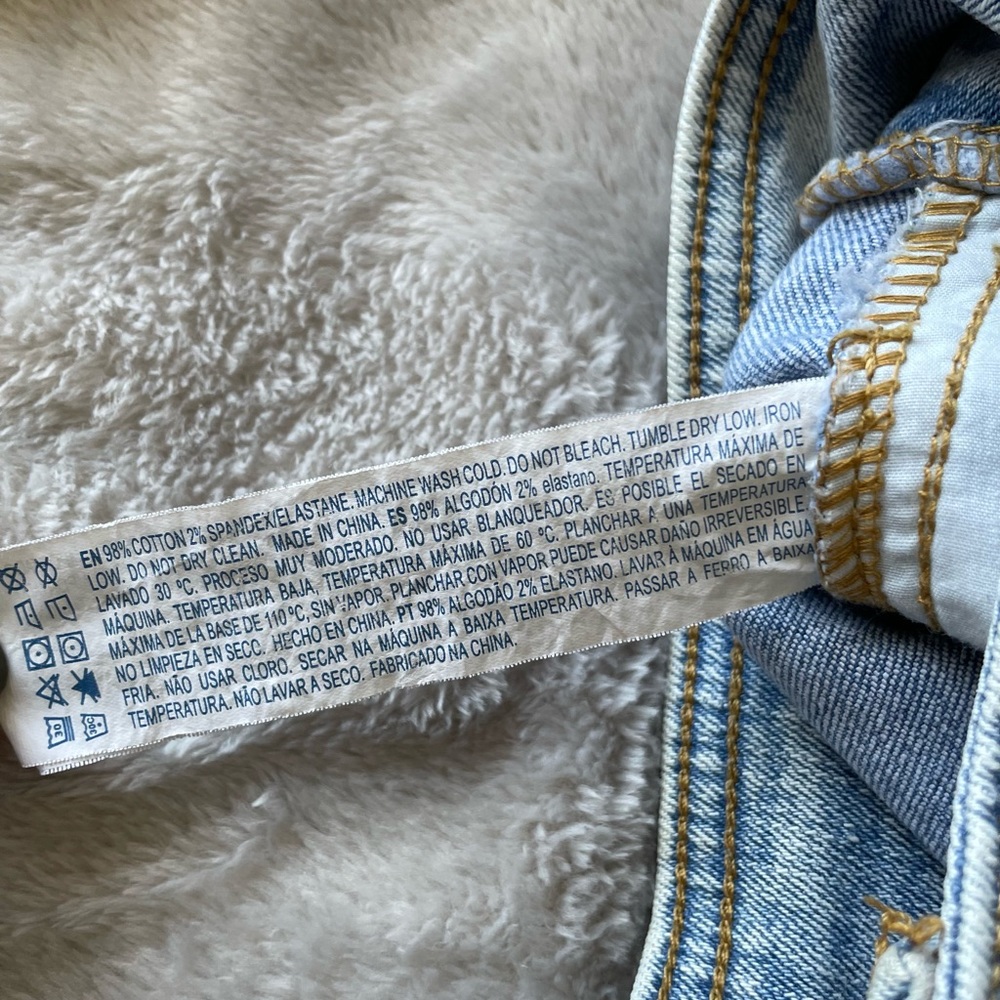 Forever 21 Light Wash High Rise Belted Skinny Jeans Frayed Hem Size 29 - Picture 5 of 5